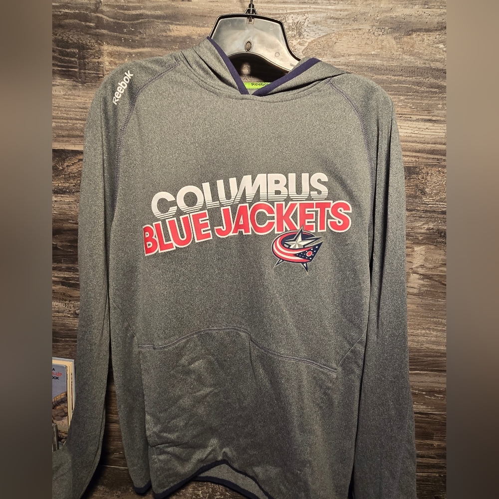 NWOT  NHL Columbus Blue Jackets Reebok Center Ice Zip Up Jacket Size M Gray Navy